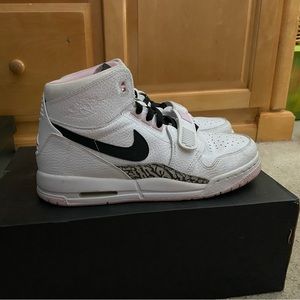 AIR JORDAN 1 LEGACY 312 (GS) Black Pink Foam Size 7 Used With Box